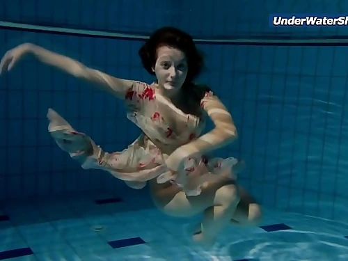 Slowmo teenie in Czech swimming